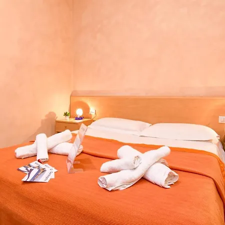 Gardagate - Garda Lejlighedshotel Toscolano Maderno